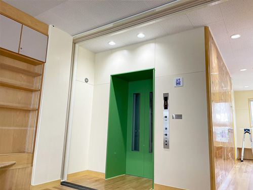 みたけ台小学校昇降機室増築その他工事(建築工事)